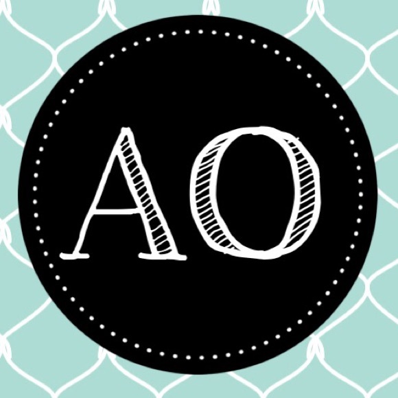 Meet your Posher, Alison - Picture 1 of 1